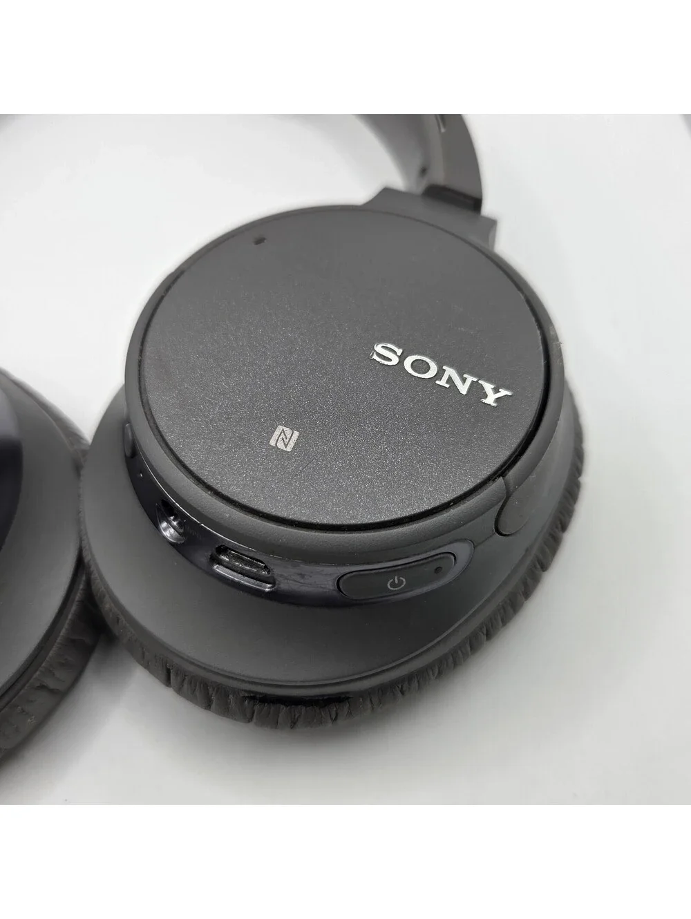 Sony WH-CH700N Wireless Over-Ear Headphones Gray Bluetooth Noise Cancellation